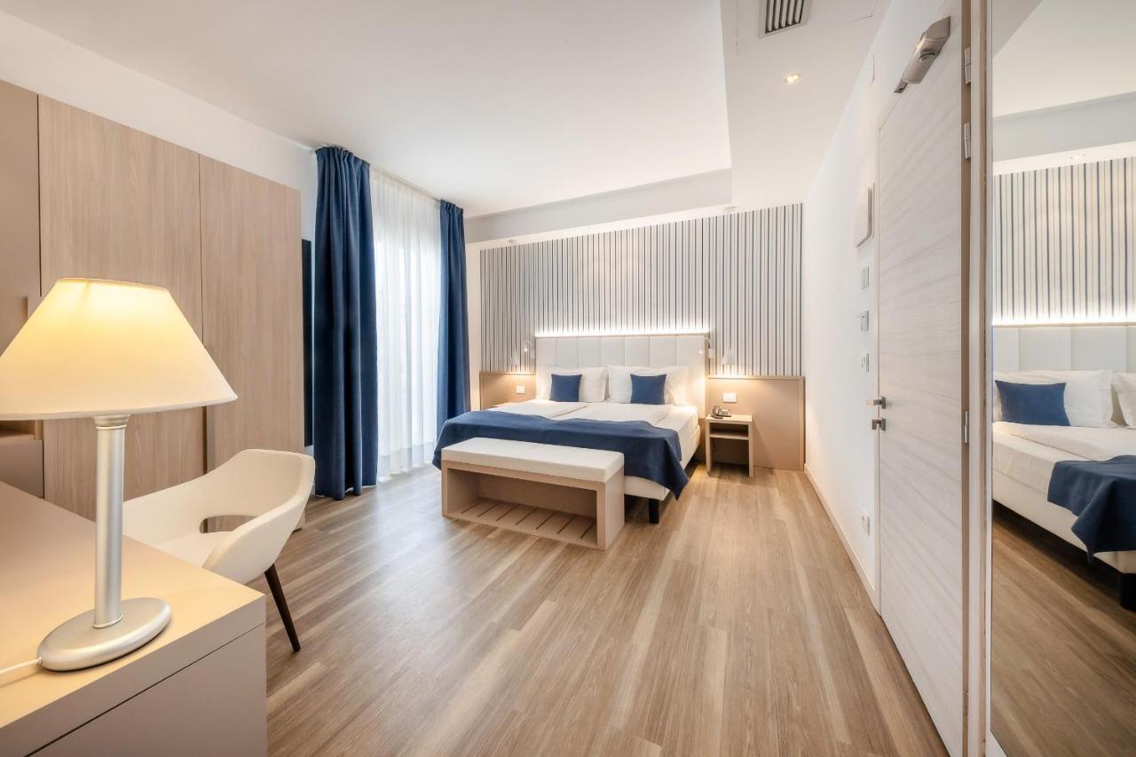 International Beach Hotel Caorle Exteriör bild