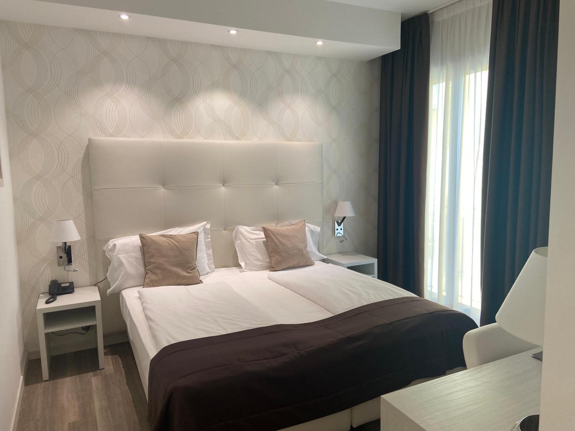 International Beach Hotel Caorle Exteriör bild