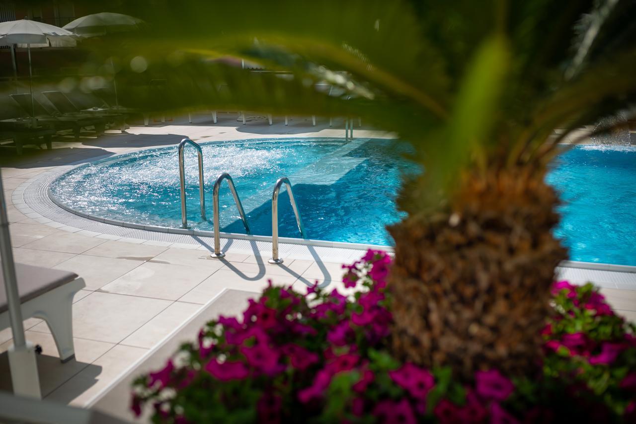 International Beach Hotel Caorle Exteriör bild