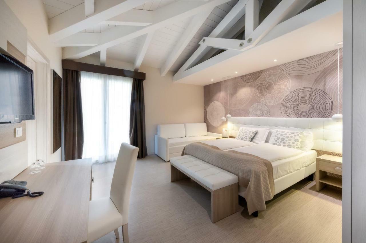 International Beach Hotel Caorle Exteriör bild